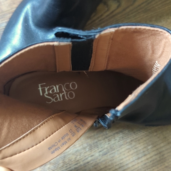 NWOT Franco Sarto "Smalls" Short Bootie- Black-Size 6 - Picture 6 of 7